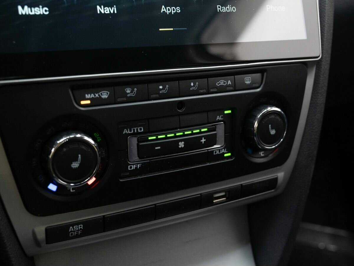 Купить Шкода Октавия, 2012, 194 196 км.. Фото: #17