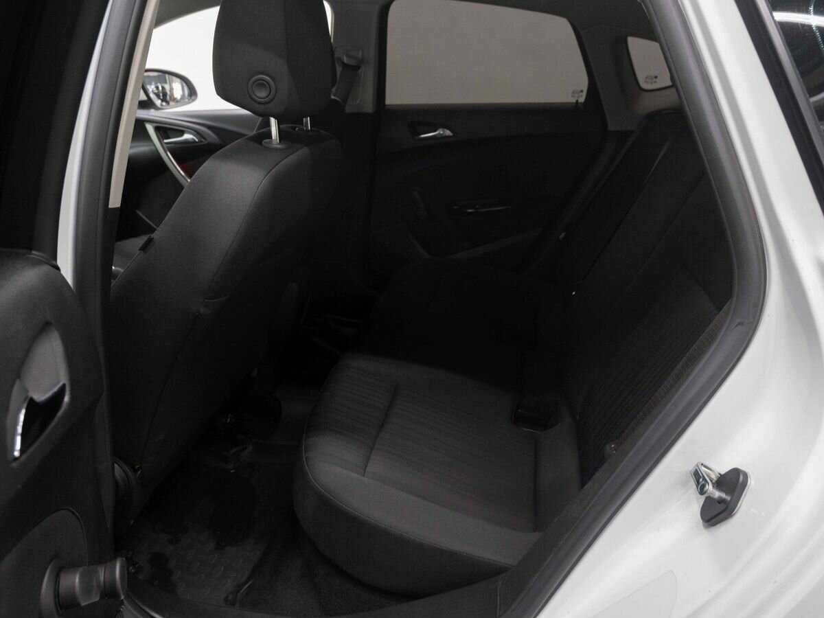 Купить Опель Астра, 2013, 236 636 км.. Фото: #8