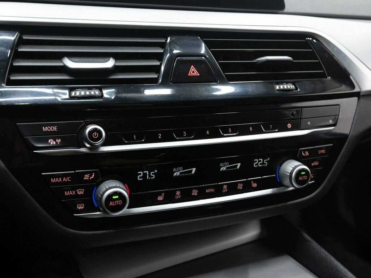 Купить BMW 5 серии, 2019, 179 895 км.. Фото: #24