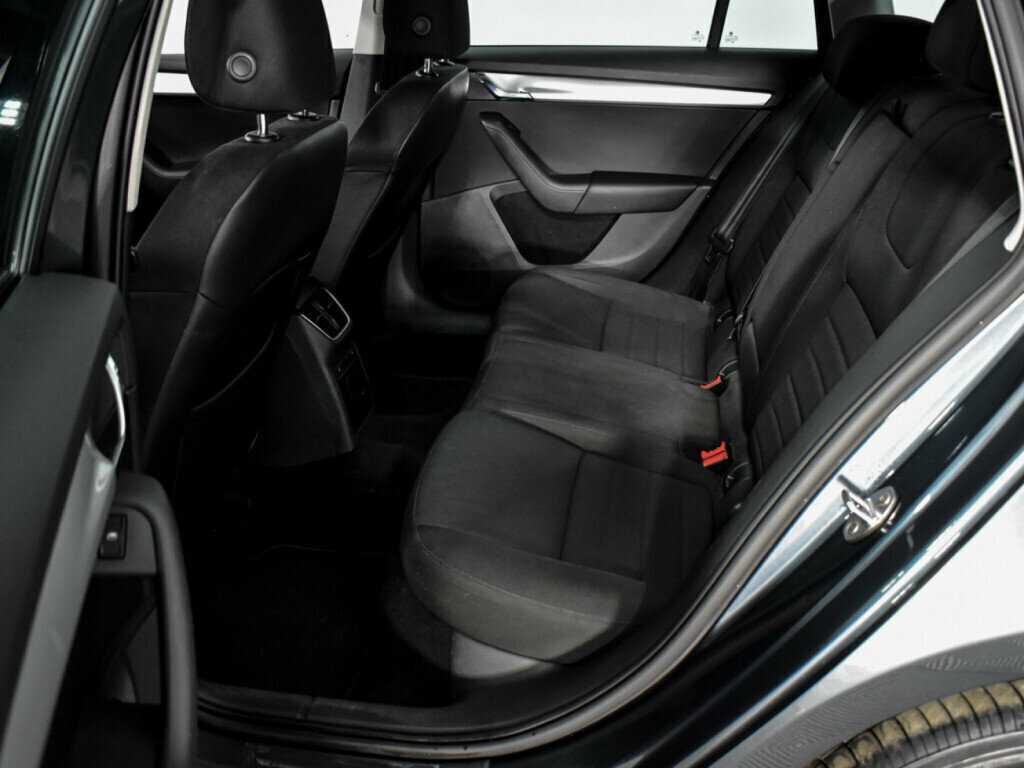 Купить Шкода Октавия, 2014, 179 288 км.. Фото: #7