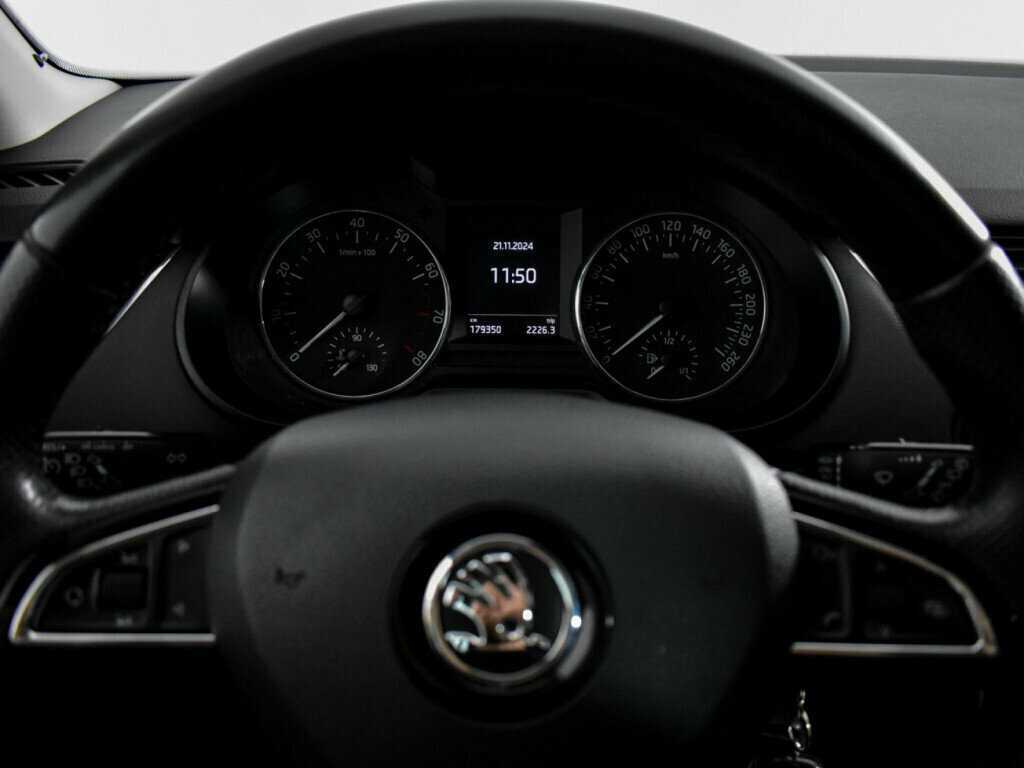 Купить Шкода Октавия, 2014, 179 288 км.. Фото: #14