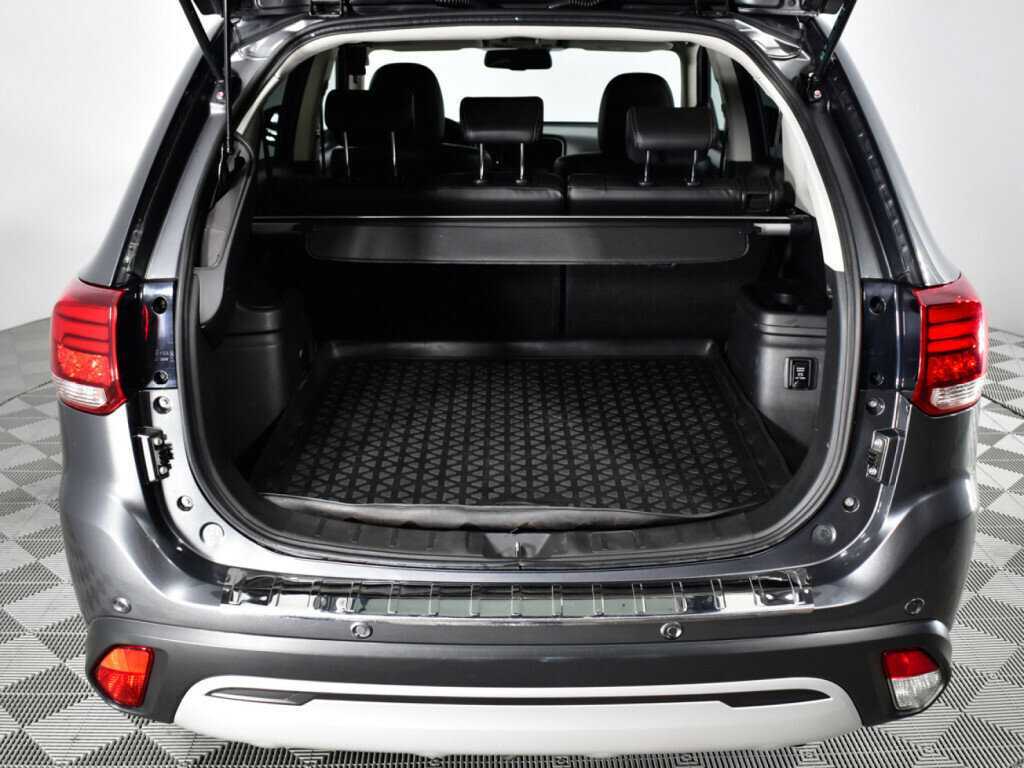 Купить Mitsubishi Outlander, 2018, 135 167 км.. Фото: #15