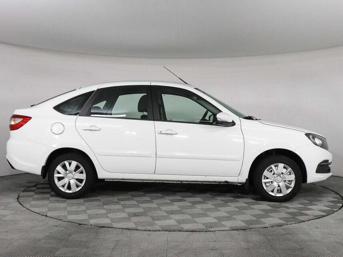 Купить Лада (ВАЗ) Гранта, 2018, 106 189 км.. Фото: #3