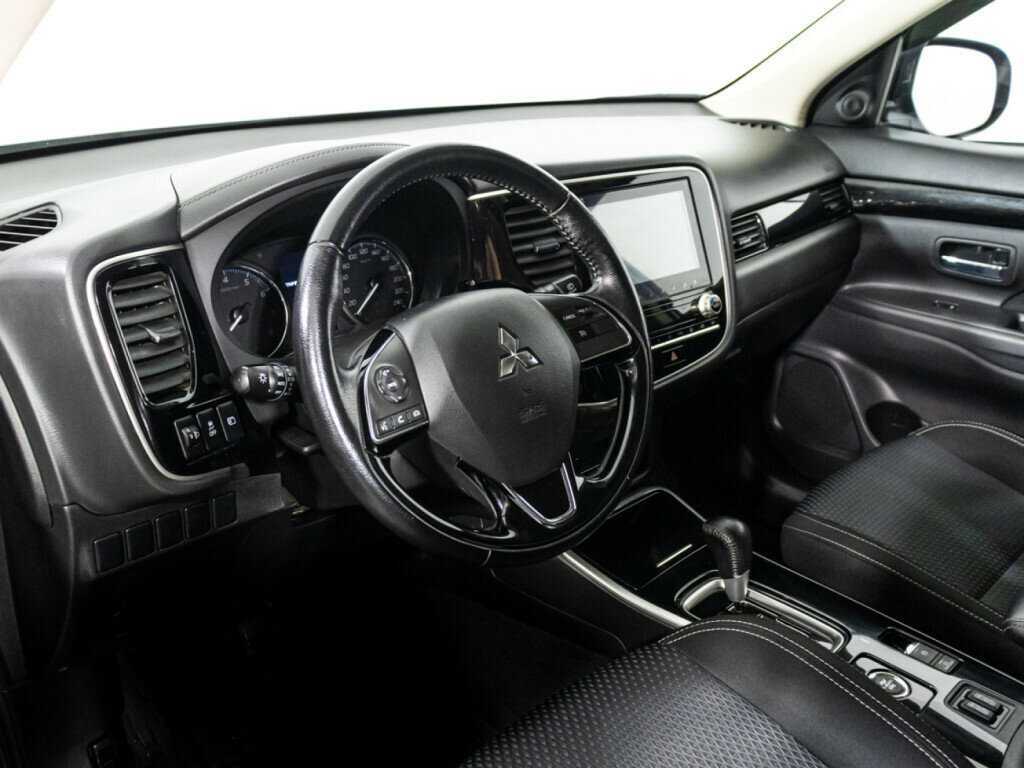 Купить Mitsubishi Outlander, 2021, 28 857 км.. Фото: #10