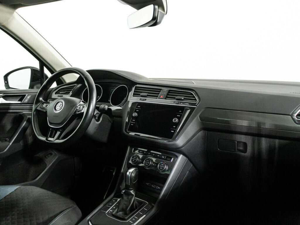 Купить Volkswagen Tiguan, 2019, 110 319 км.. Фото: #8