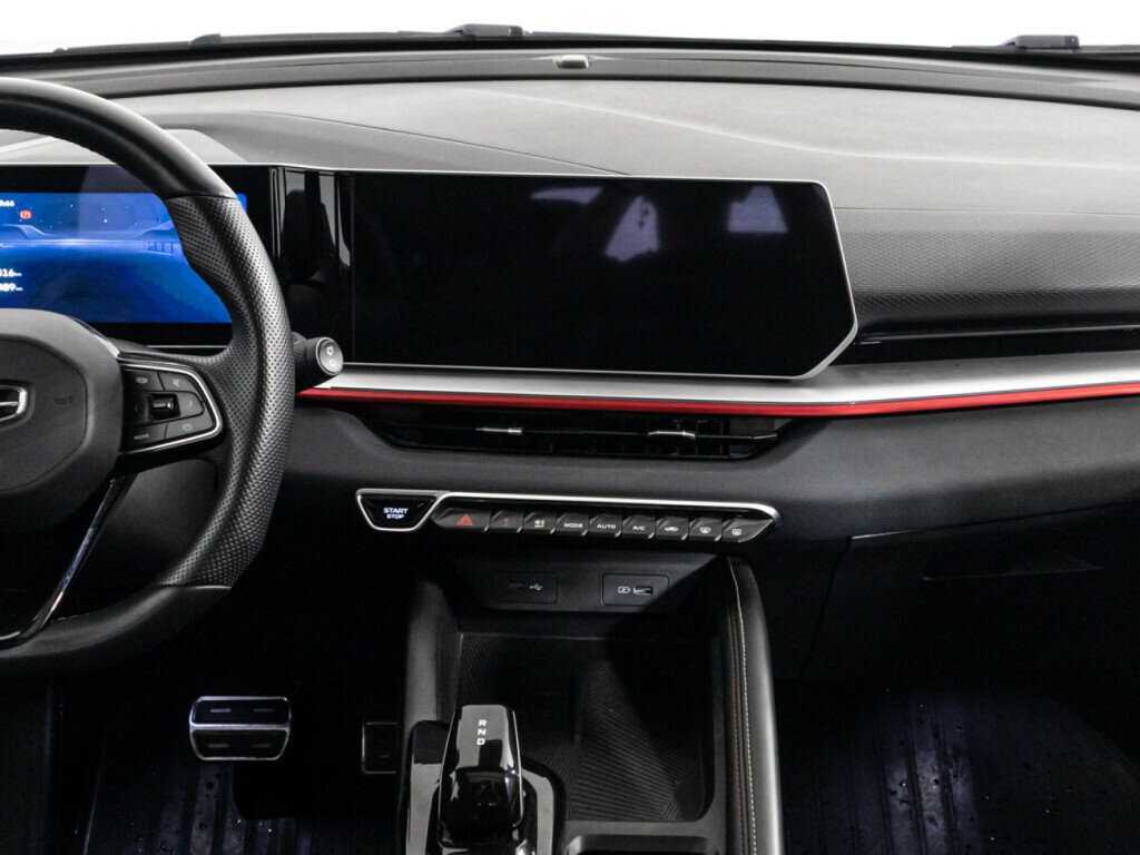 Купить Geely Coolray, 2023, 39 487 км.. Фото: #13