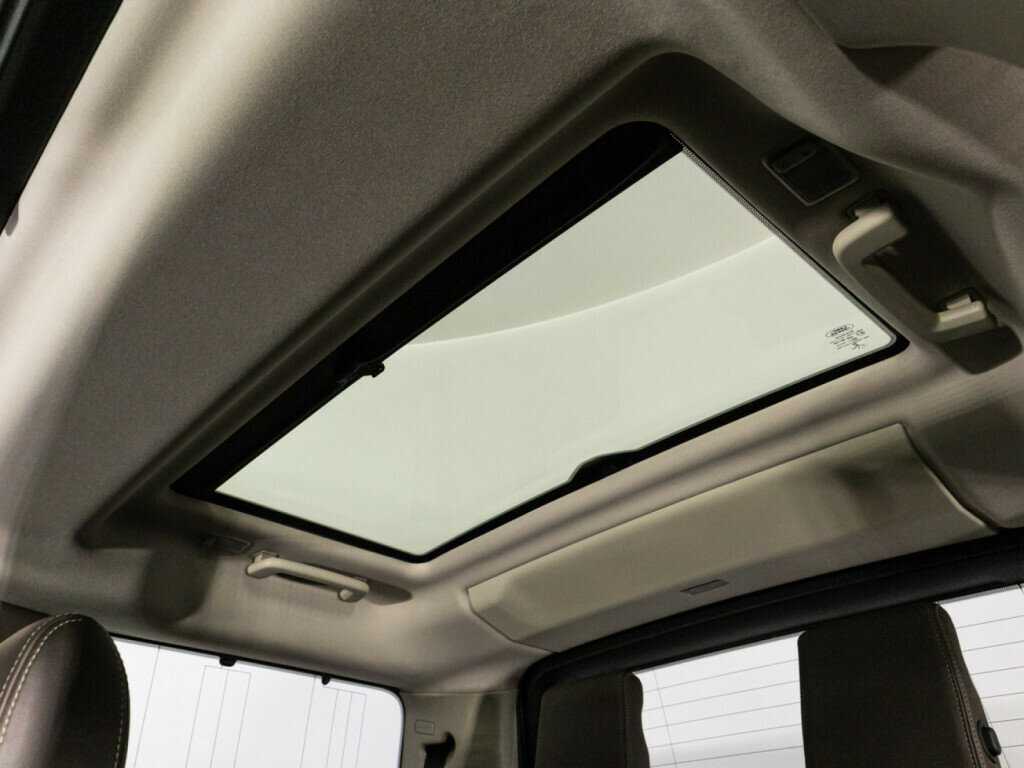 Купить Land Rover Discovery, 2013, 185 377 км.. Фото: #17