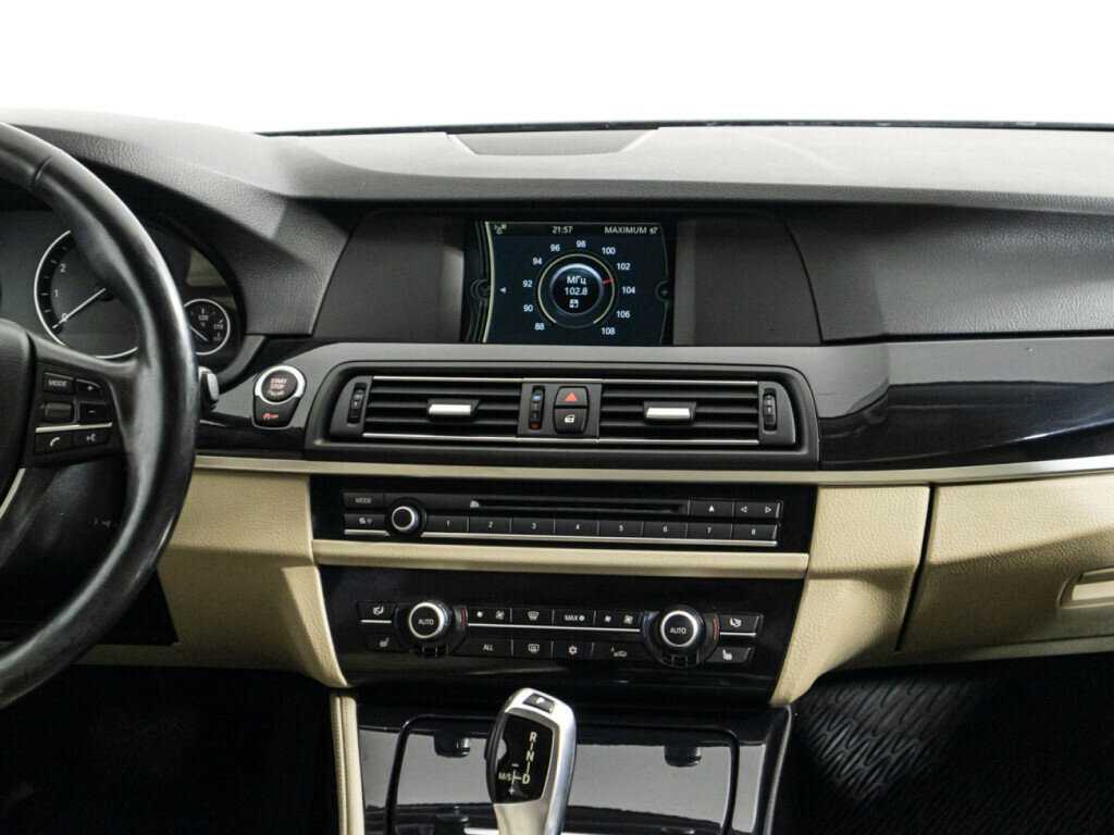 Купить BMW 5 серии, 2012, 235 328 км.. Фото: #13