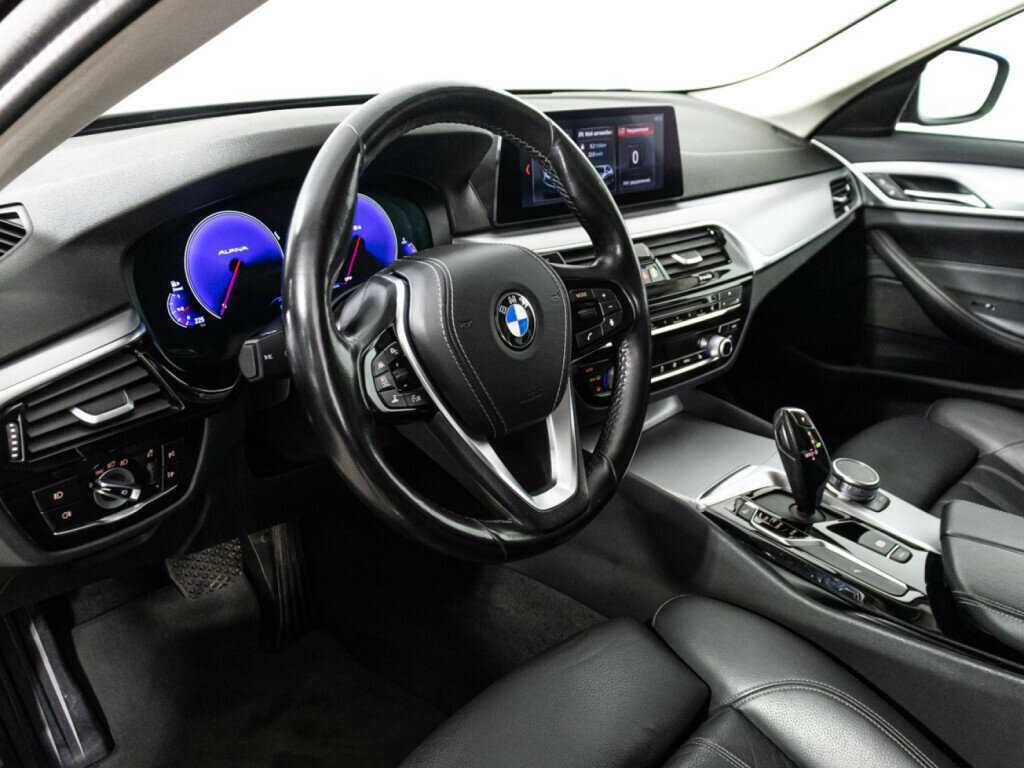 Купить BMW 5 серии, 2018, 224 955 км.. Фото: #10