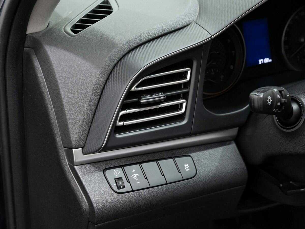 Купить Hyundai Elantra, 2020, 37 071 км.. Фото: #19