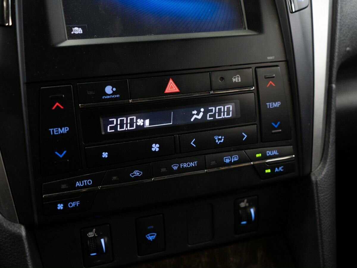 Купить Toyota Camry, 2017, 146 000 км.. Фото: #10