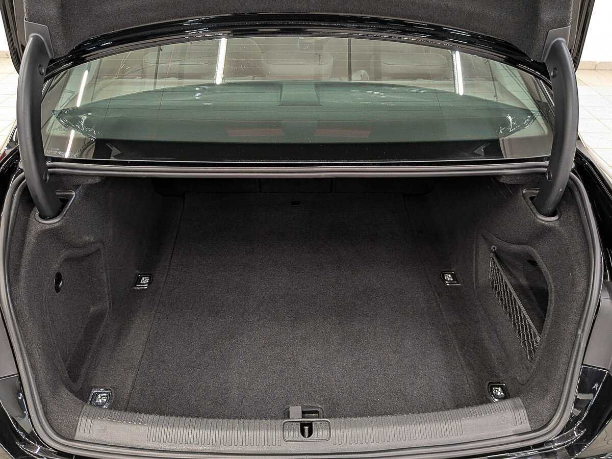 Купить Audi A4, 2020, 70 568 км.. Фото: #9