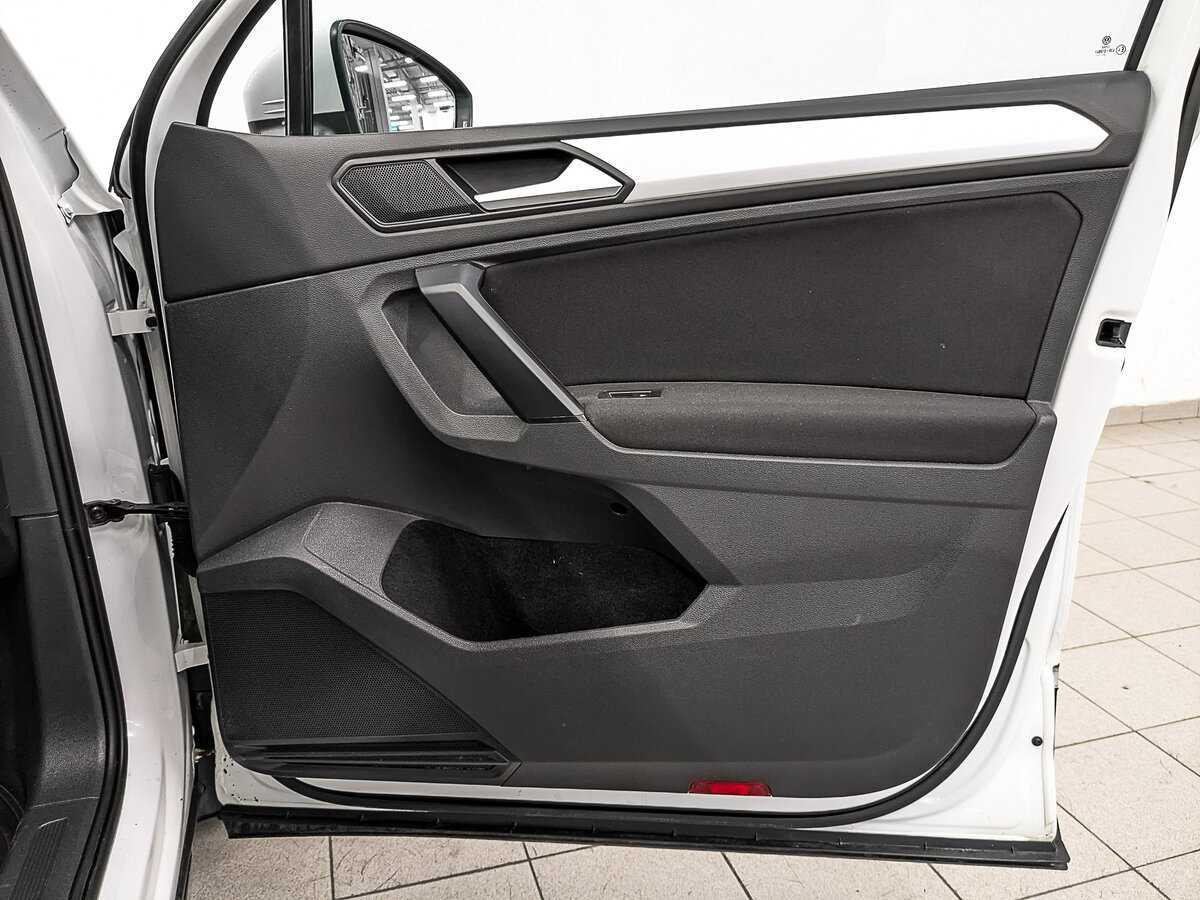 Купить Volkswagen Tiguan, 2021, 142 432 км.. Фото: #24