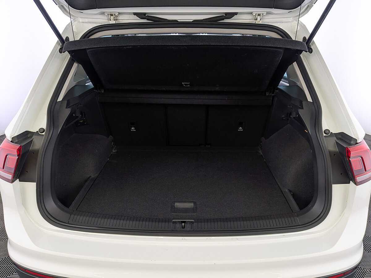 Купить Volkswagen Tiguan, 2018, 92 135 км.. Фото: #9