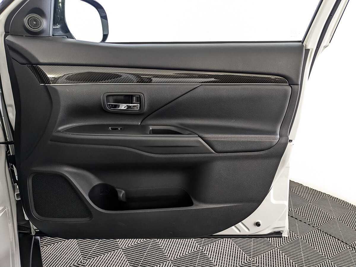 Купить Mitsubishi Outlander, 2022, 47 755 км.. Фото: #24