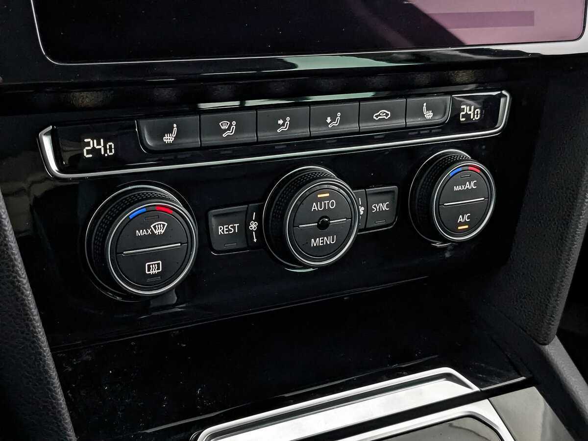 Купить Volkswagen Passat, 2019, 66 006 км.. Фото: #20