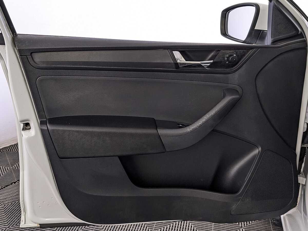 Купить Шкода Рапид, 2017, 195 557 км.. Фото: #17