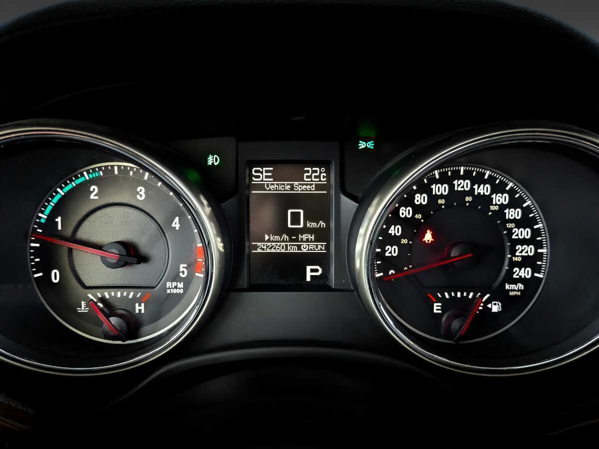 Купить Jeep Grand Cherokee, 2012, 242 257 км.. Фото: #12