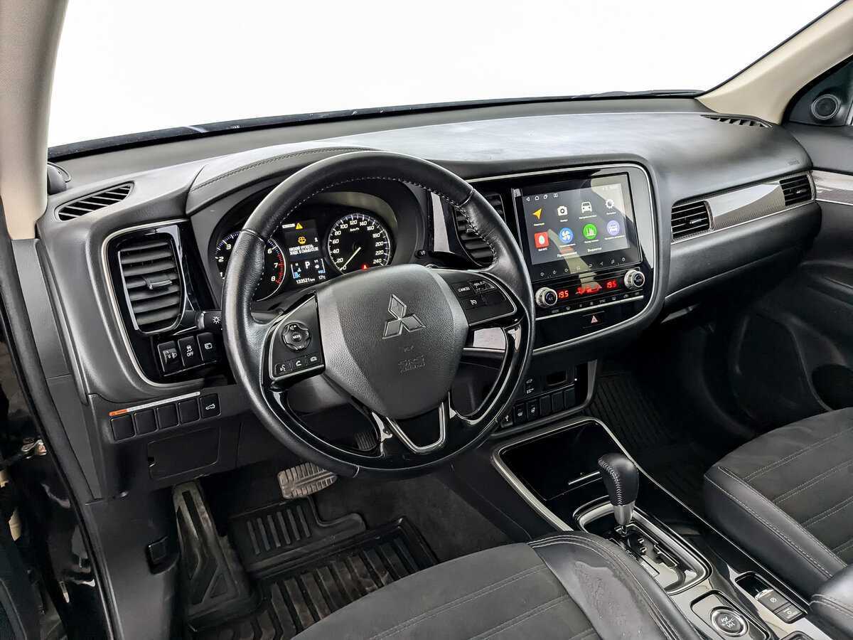 Купить Mitsubishi Outlander, 2021, 133 519 км.. Фото: #15