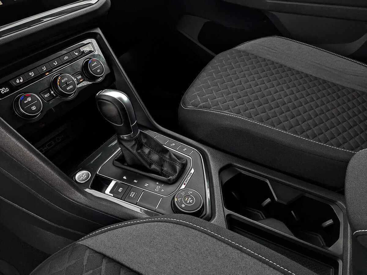 Купить Volkswagen Tiguan, 2018, 126 848 км.. Фото: #17