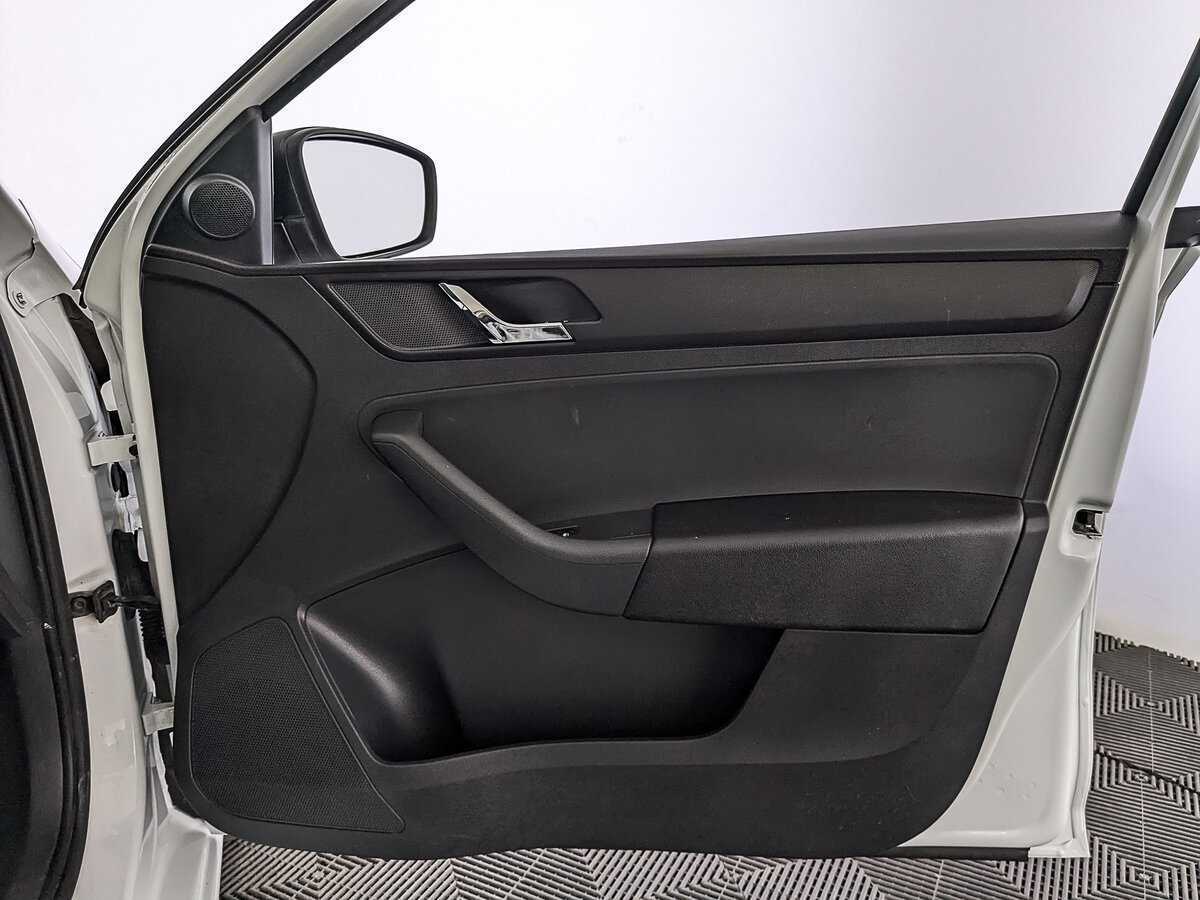 Купить Шкода Рапид, 2017, 214 528 км.. Фото: #24