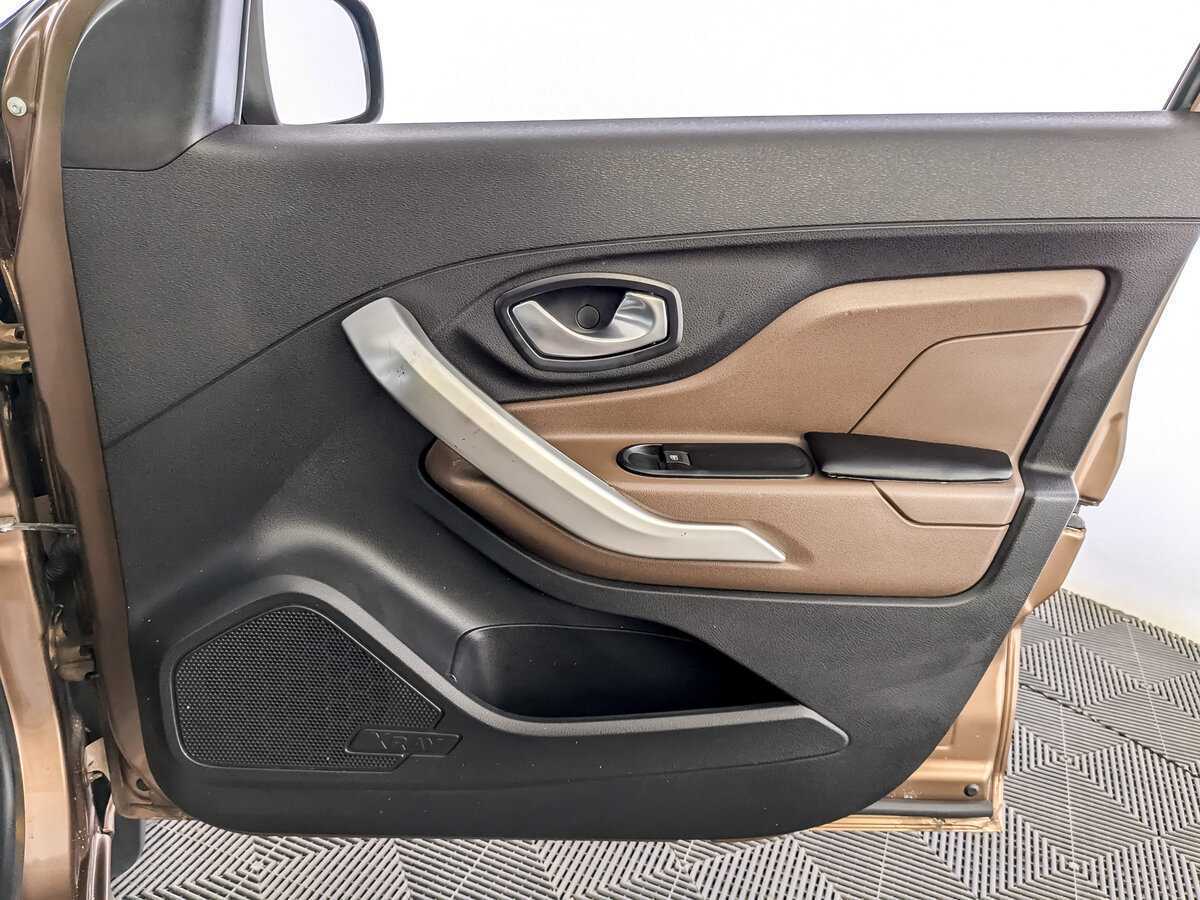 Купить Лада (ВАЗ) ИКСРЭЙ, 2017, 96 796 км.. Фото: #23