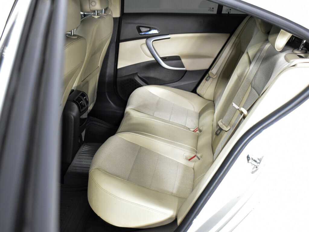 Купить Опель Инсигния, 2012, 108 904 км.. Фото: #10