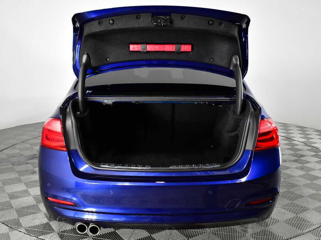 Купить BMW 3 серии, 2017, 70 652 км.. Фото: #16