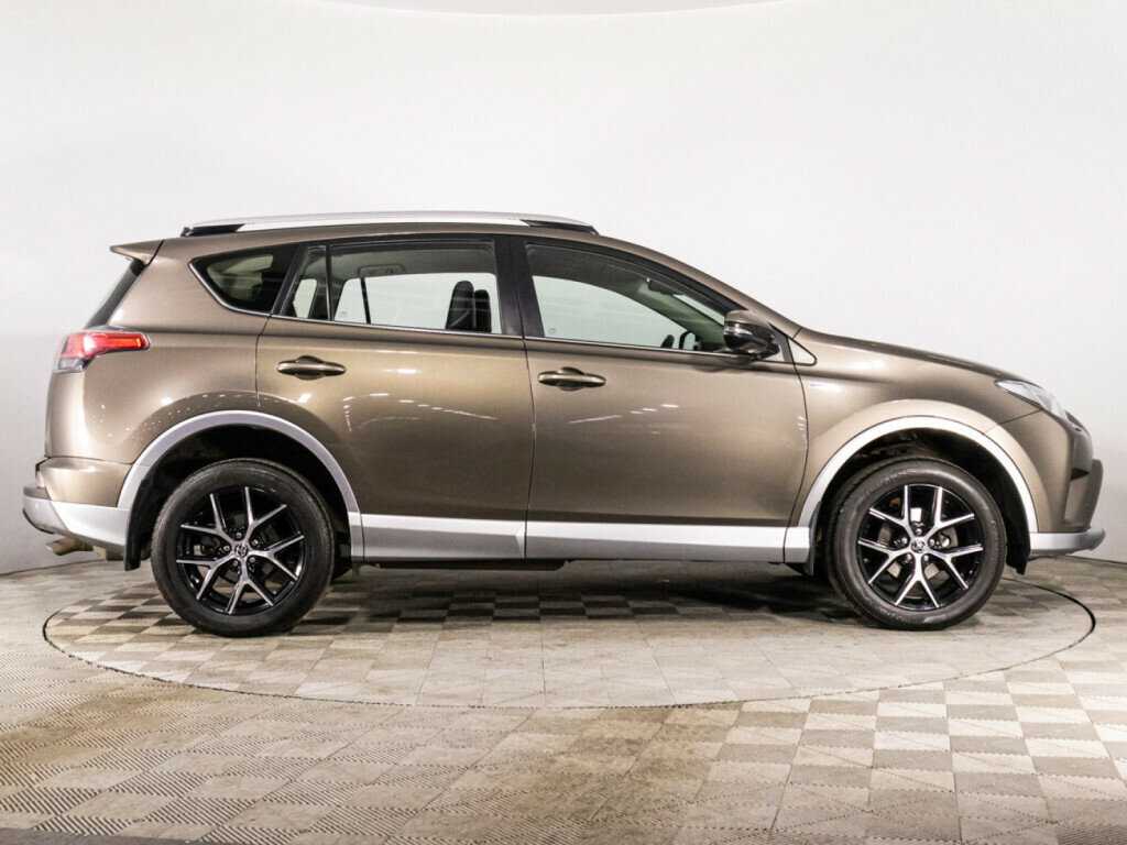 Купить Toyota RAV4, 2016, 72 437 км.. Фото: #3