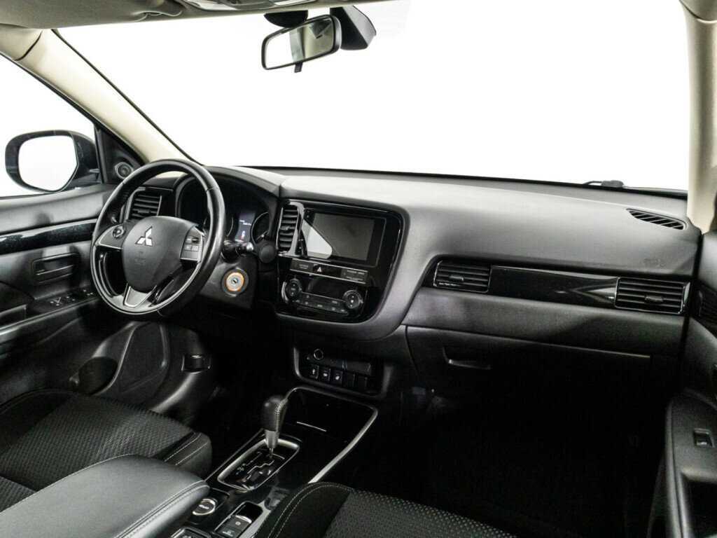 Купить Mitsubishi Outlander, 2019, 125 248 км.. Фото: #8