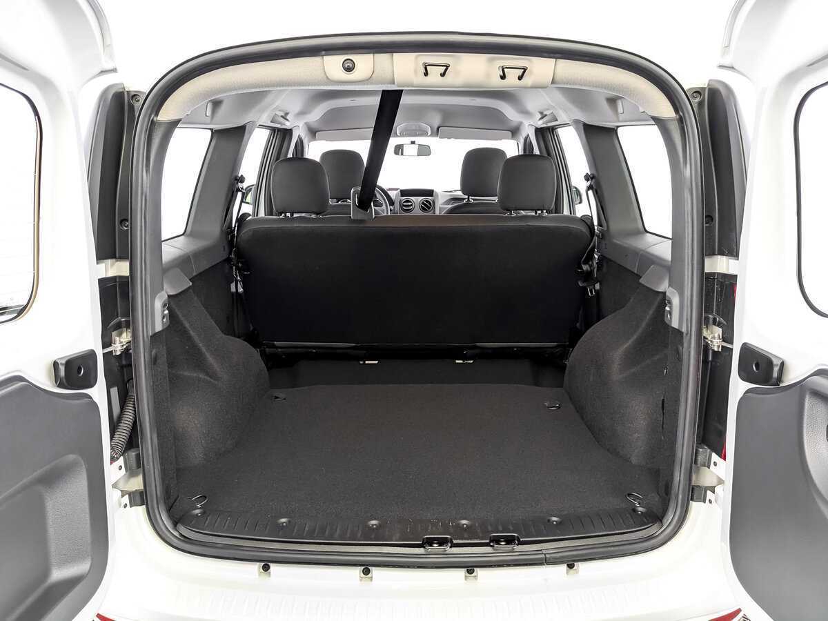 Купить Lada (ВАЗ) Largus, 2024, 1 469 км.. Фото: #9