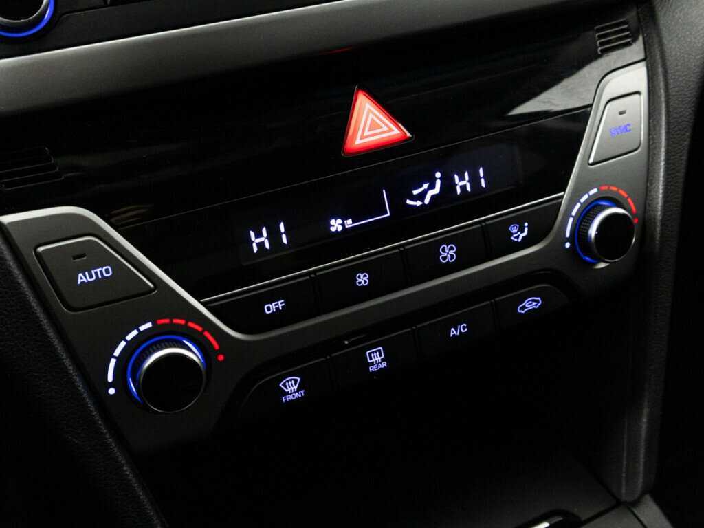 Купить Хендай Елантра, 2018, 152 554 км.. Фото: #15