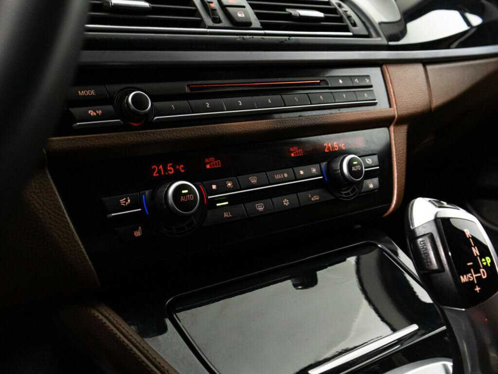 Купить BMW 5 серии, 2012, 166 562 км.. Фото: #16