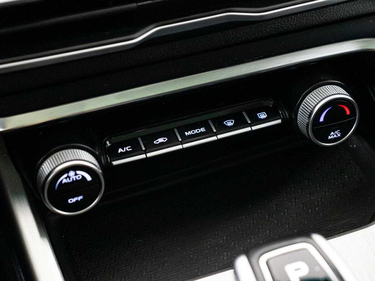 Купить Джили Кулрэй, 2020, 62 817 км.. Фото: #18