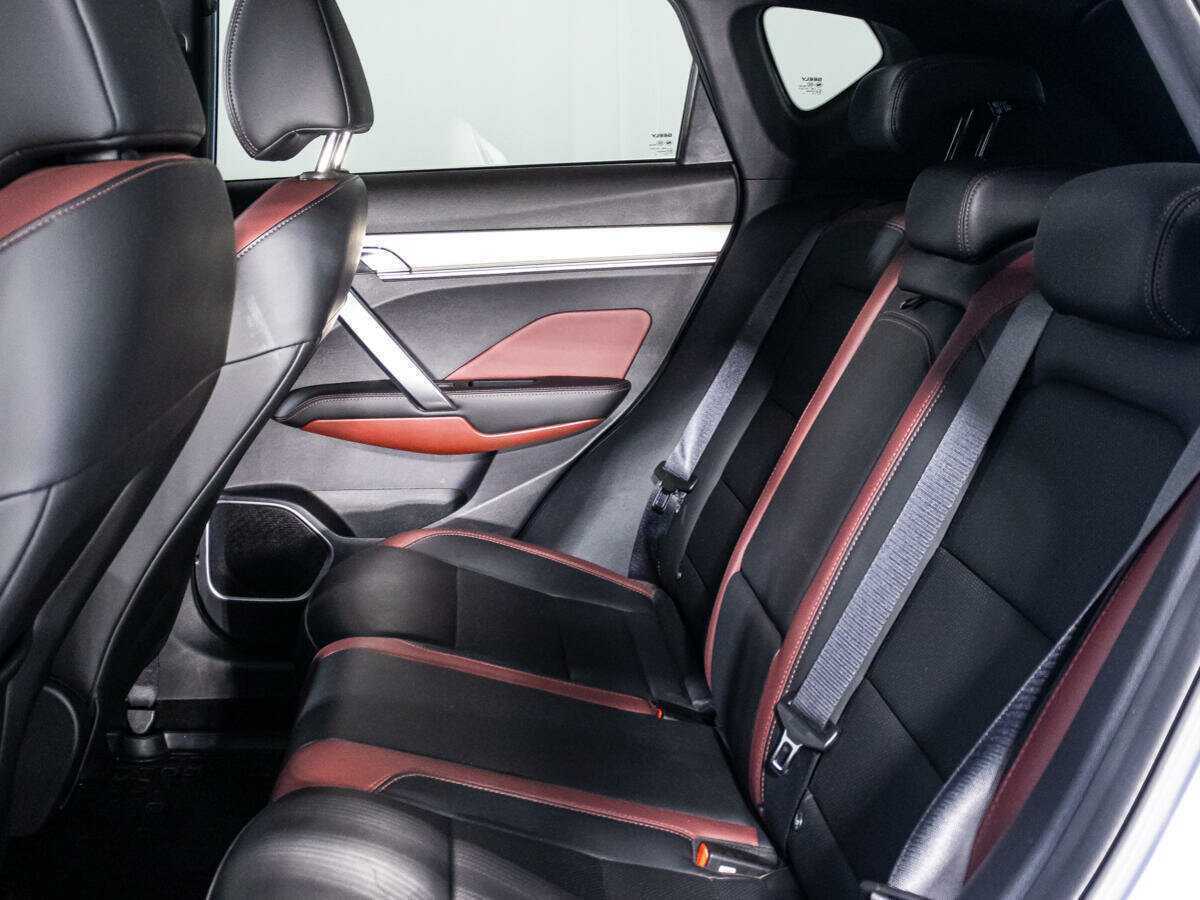 Купить Джили Кулрэй, 2022, 28 911 км.. Фото: #9