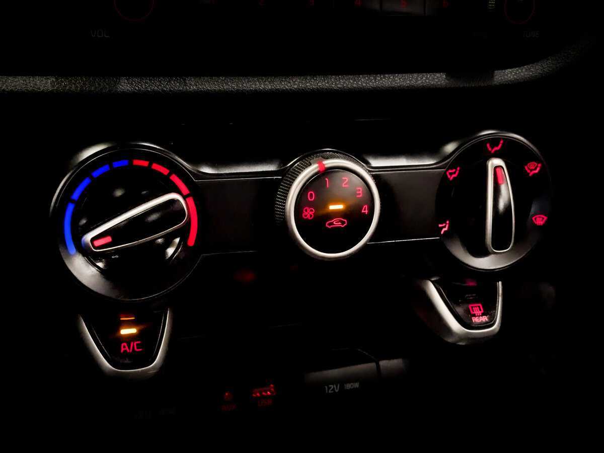 Купить Киа Рио, 2020, 159 453 км.. Фото: #21