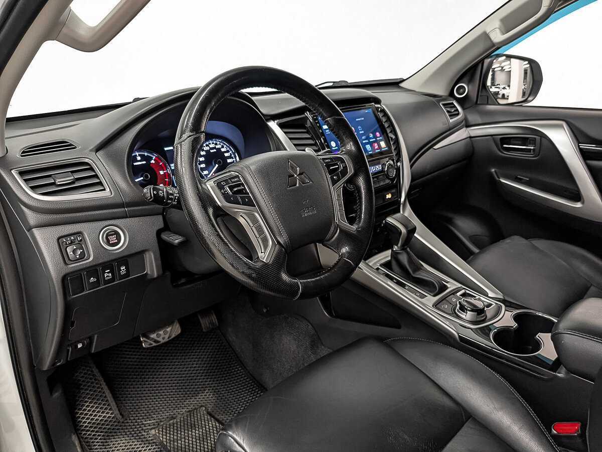 Купить Mitsubishi Pajero Sport, 2017, 173 962 км.. Фото: #12