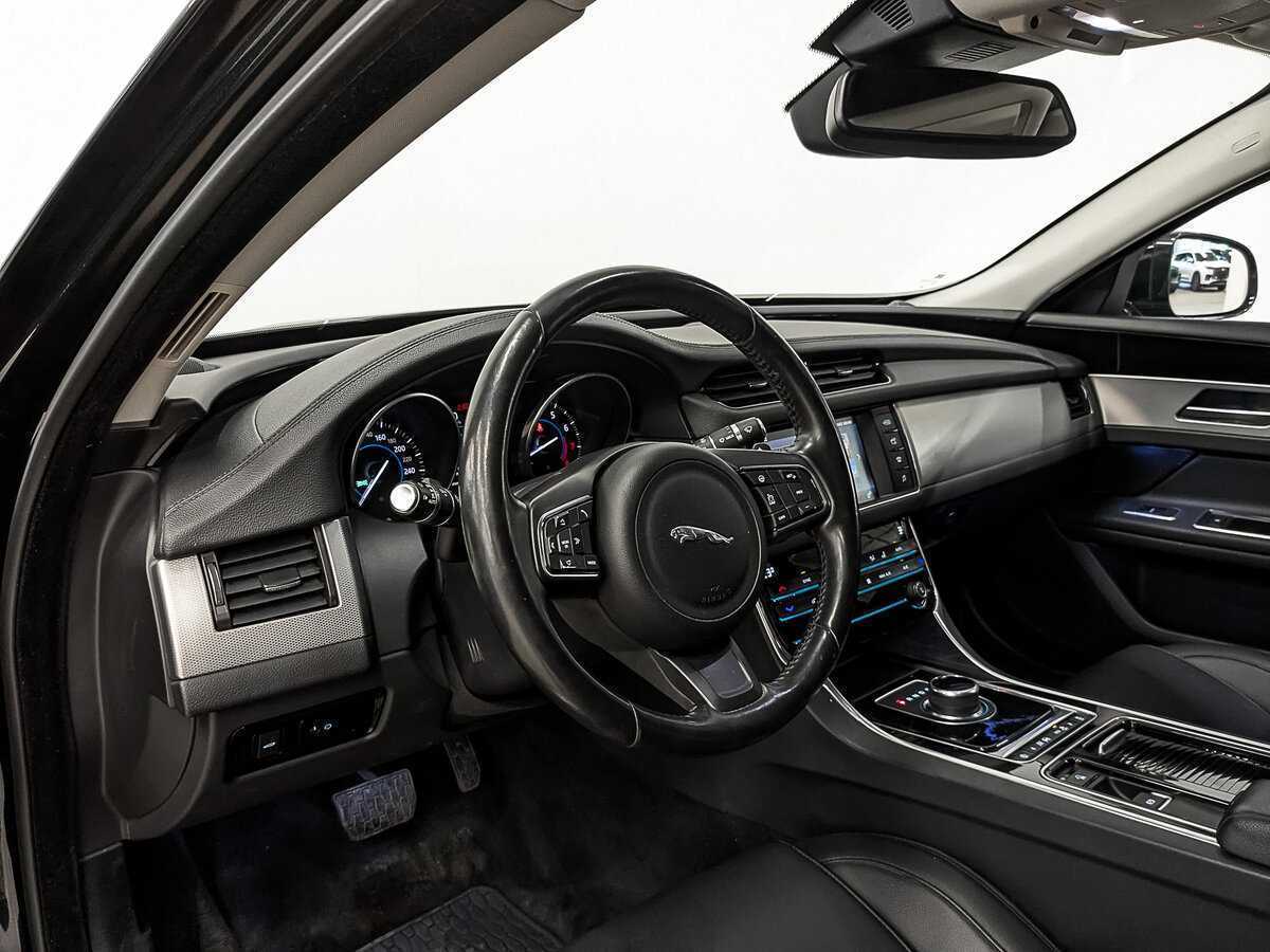 Купить Jaguar XF, 2017, 85 309 км.. Фото: #12