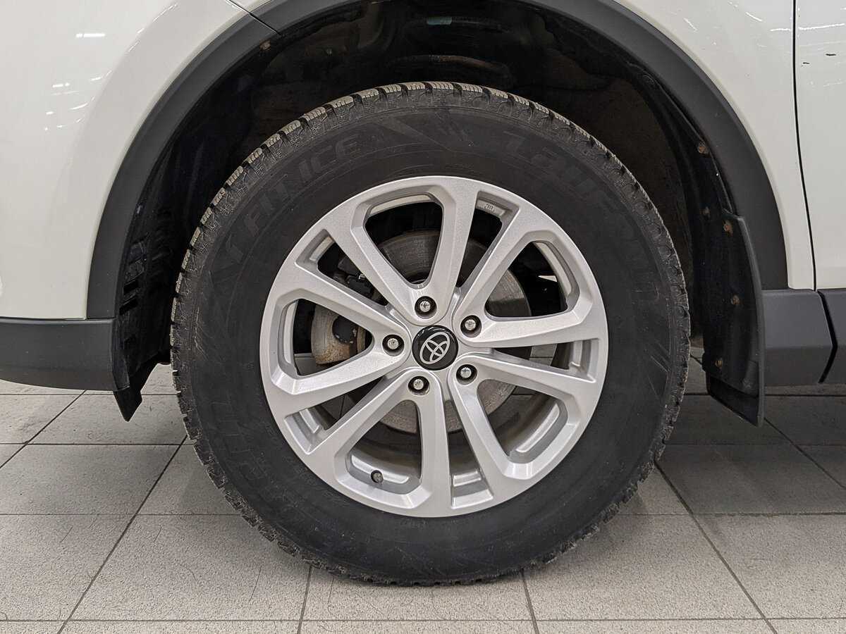 Купить Toyota RAV4, 2017, 143 581 км.. Фото: #11