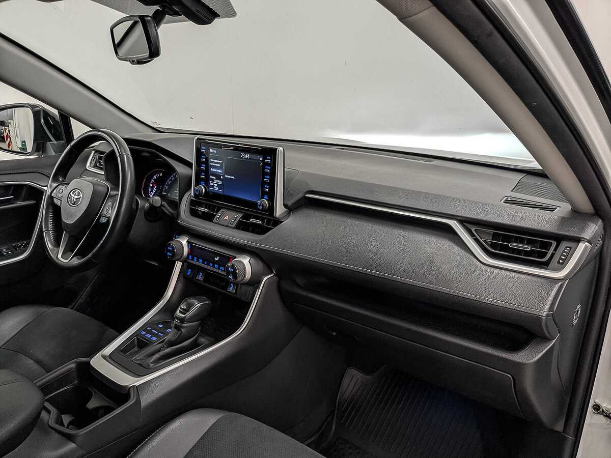 Купить Toyota RAV4, 2021, 136 072 км.. Фото: #10