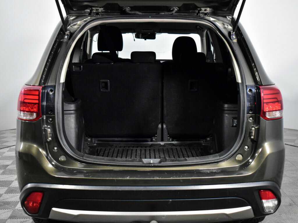 Купить Митсубиши Оутлэндер, 2017, 130 150 км.. Фото: #18