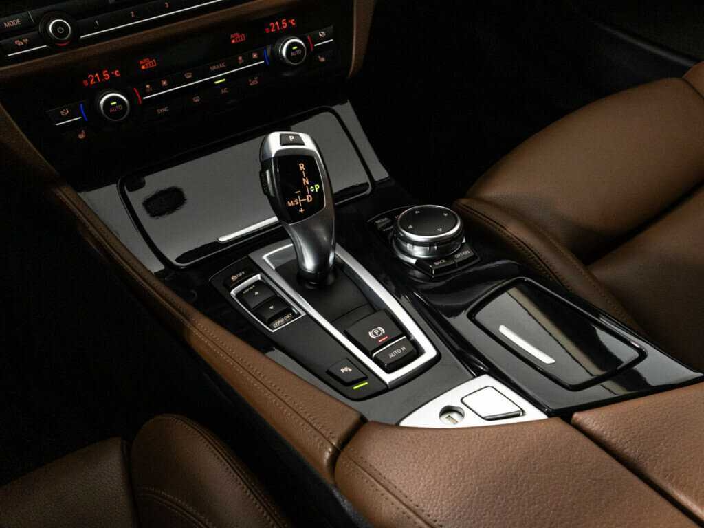 Купить BMW 5 серии, 2016, 116 000 км.. Фото: #18