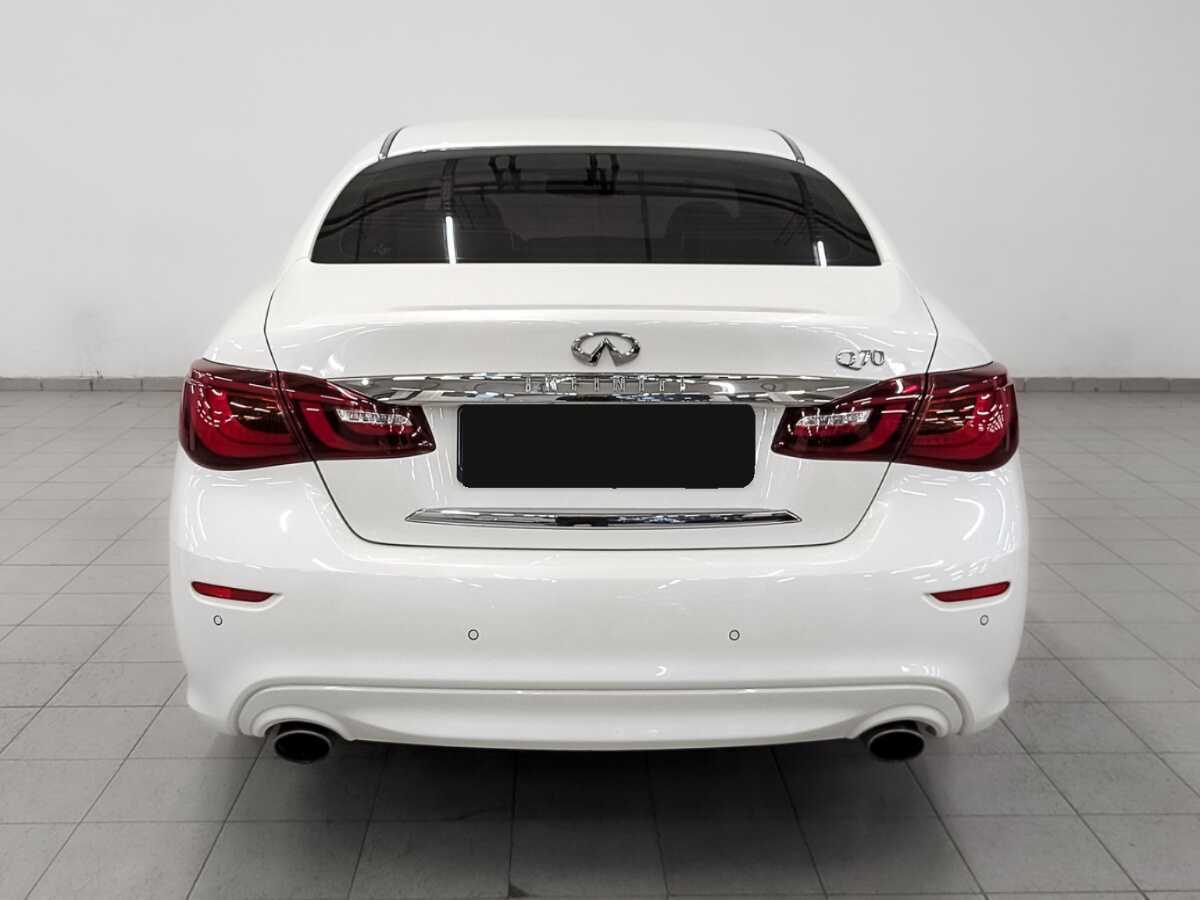 Купить Infiniti Q70, 2016, 88 021 км.. Фото: #5