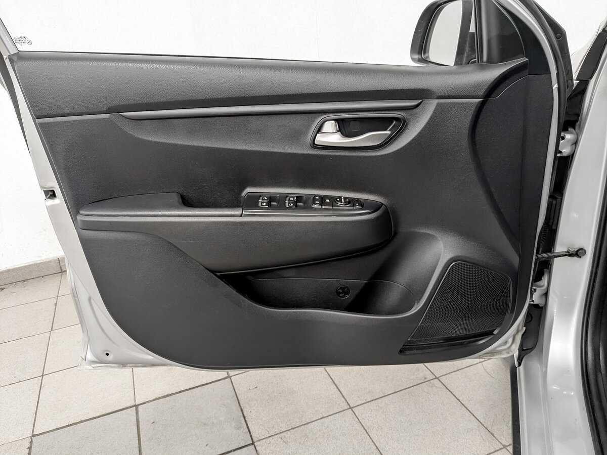 Купить Киа Рио, 2020, 221 366 км.. Фото: #18