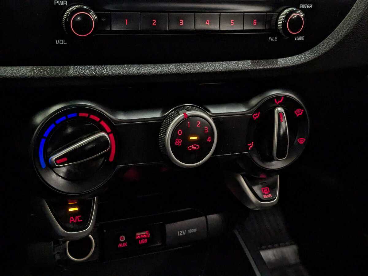 Купить Киа Рио, 2019, 177 890 км.. Фото: #19