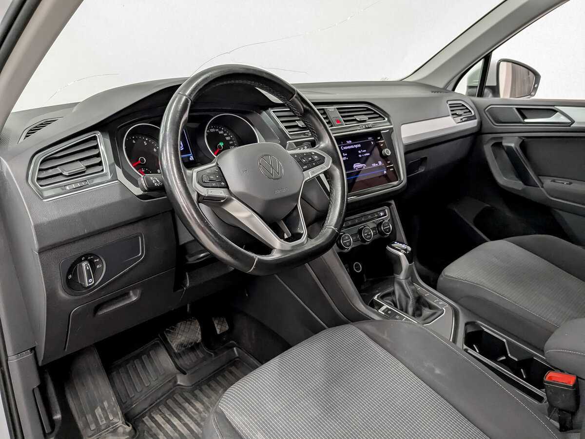 Купить Volkswagen Tiguan, 2021, 131 780 км.. Фото: #14