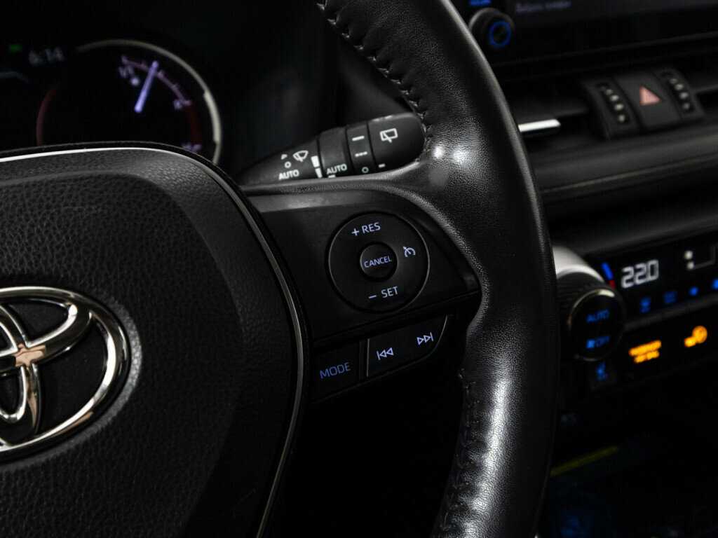 Купить Toyota RAV4, 2020, 75 000 км.. Фото: #19