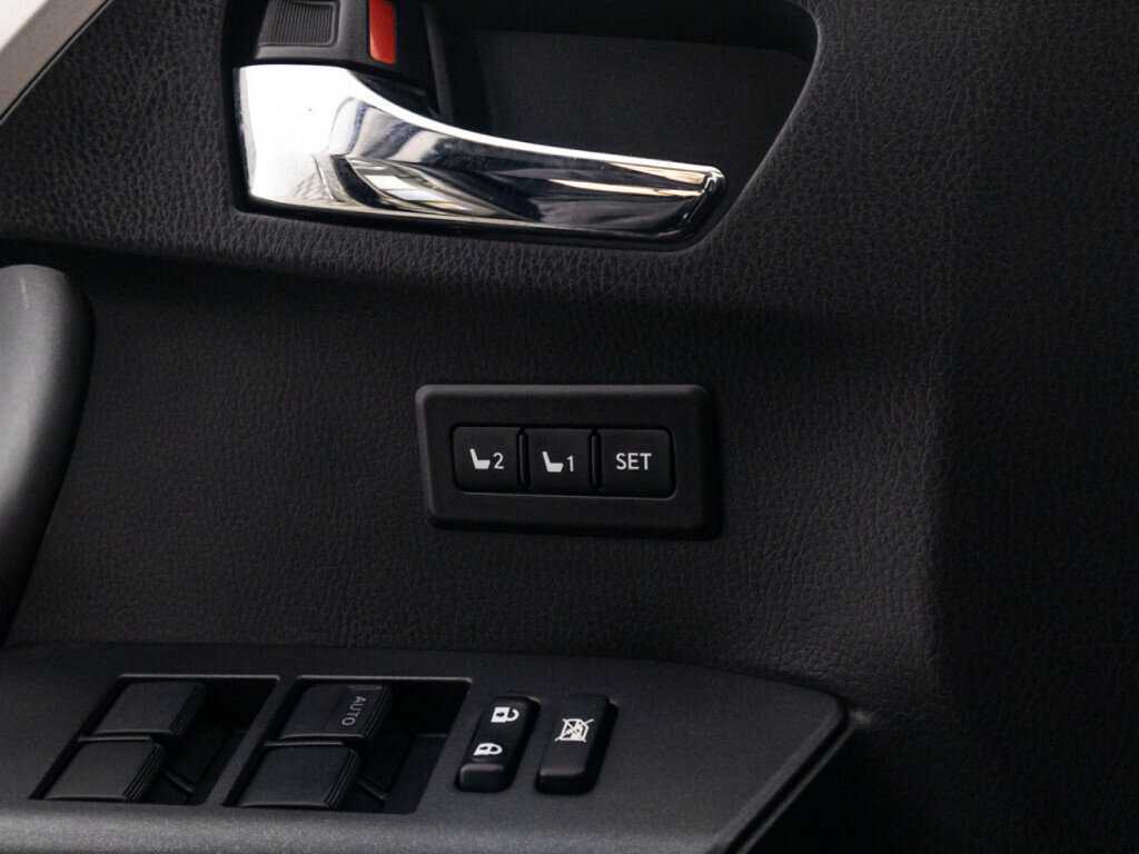 Купить Toyota RAV4, 2017, 183 665 км.. Фото: #17