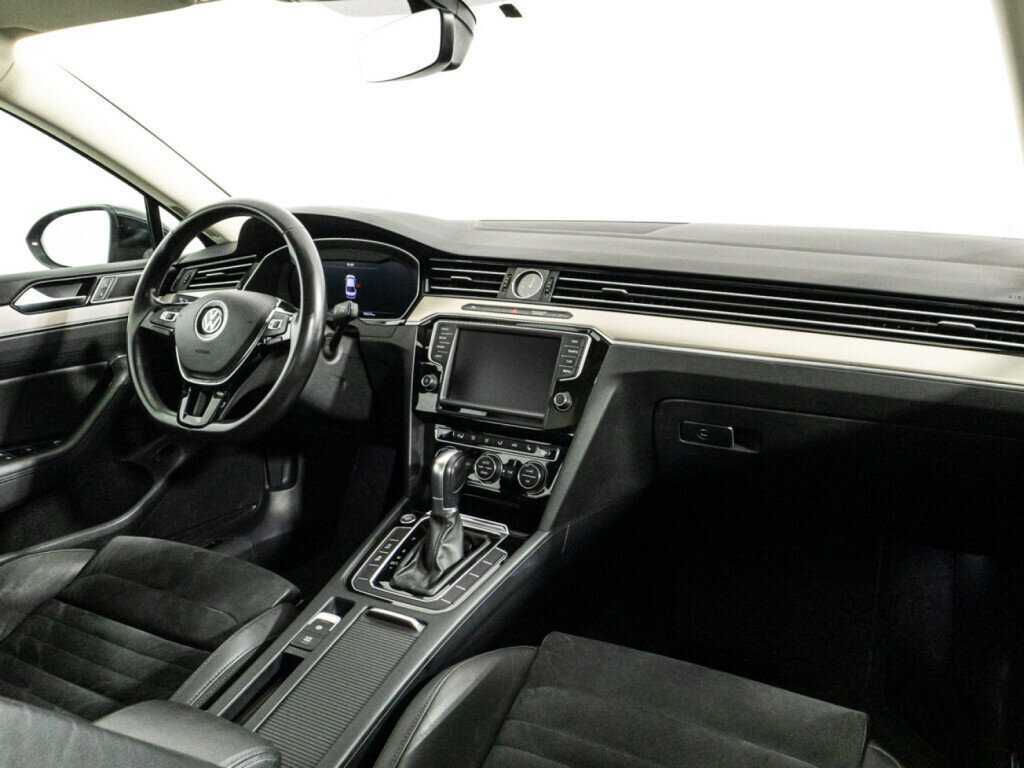 Купить Volkswagen Passat, 2016, 102 572 км.. Фото: #8
