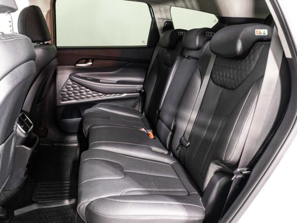 Купить Hyundai Santa Fe, 2019, 103 900 км.. Фото: #9